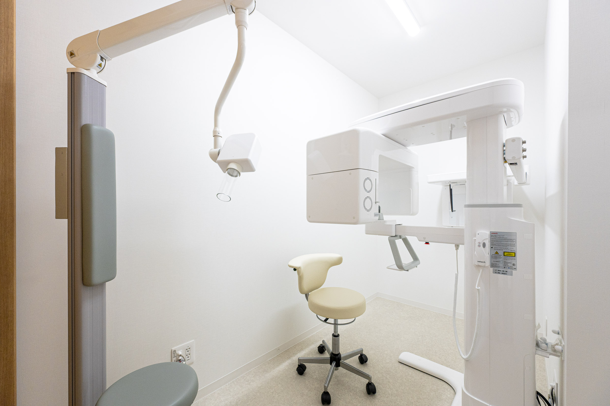 歯科用CT（CBCT）による歯根・顎骨の立体診断｜名古屋市北区 志賀本通たくみ歯科・矯正歯科のインビザライン矯正